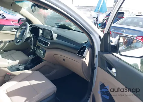 2021 Hyundai Tucson Se z USA, uszkodzony, nr VIN KM8J23A40MU326876